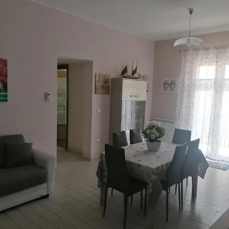 La Maison Du Port Licata